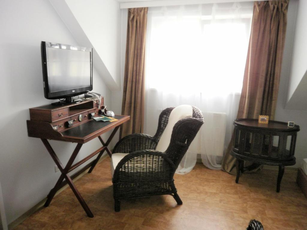Stadtvilla Auerhahn Vöcklabruck Pokoj fotografie
